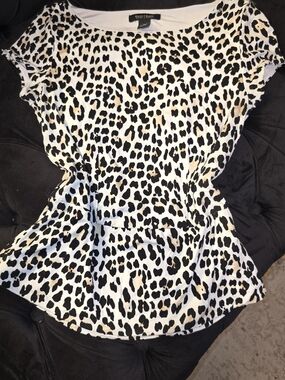 White House Black Market Women's Leopard Print Peplum Top - White/Black/Tan